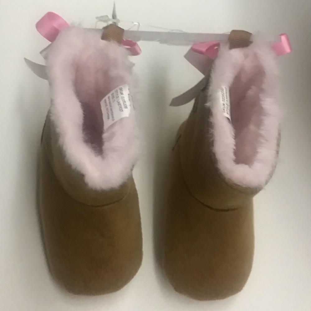 New Tan Laura Ashley Boots size 3 Faux Fur Pink Ribbons